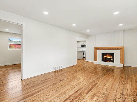 5th image of 7420 Elkwood Dr