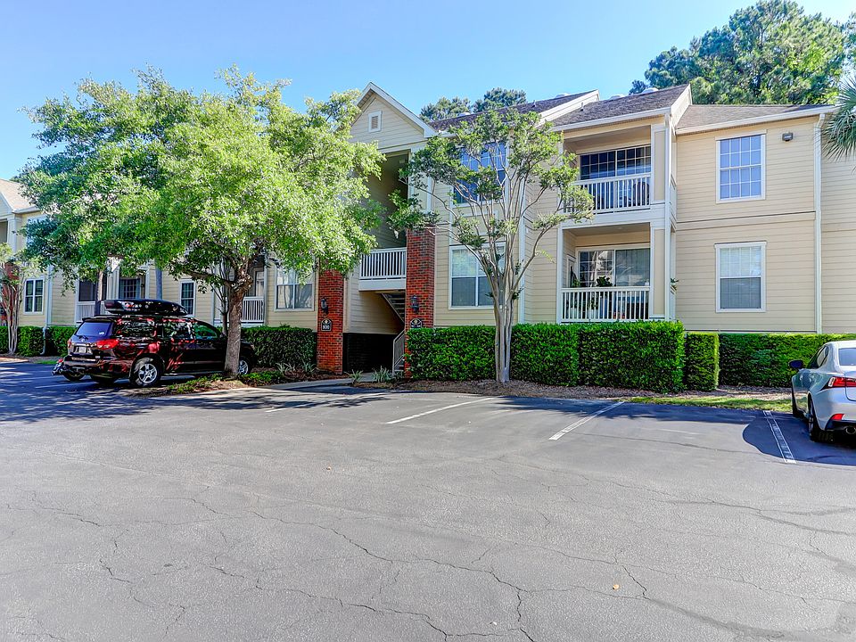1st image of 1600 Long Grove Dr Unit 827