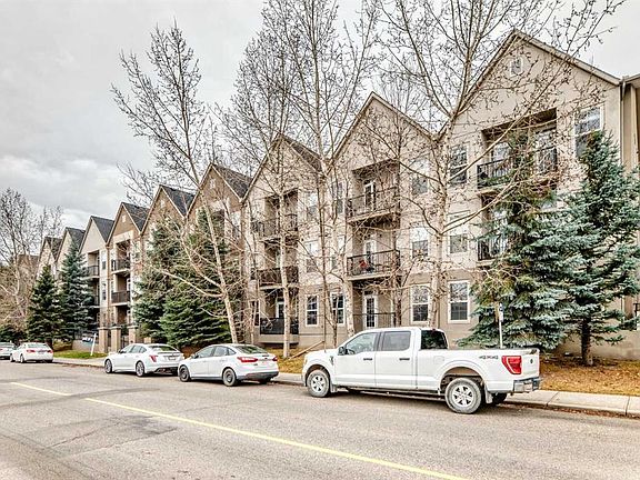 2nd image of 15304 SW Bannister Rd SE #108