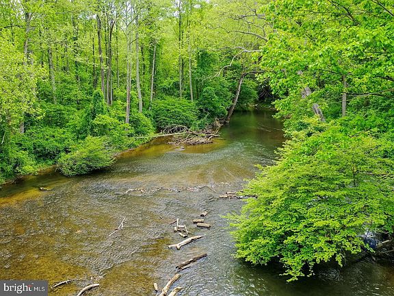 5th image of 18900 Mink Hollow Rd