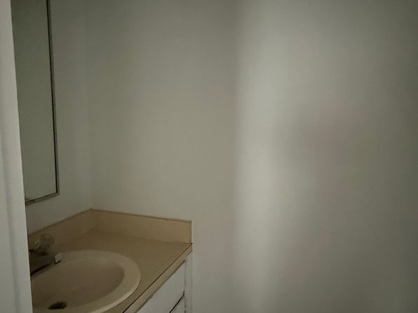 417 Waterbury Dr #417