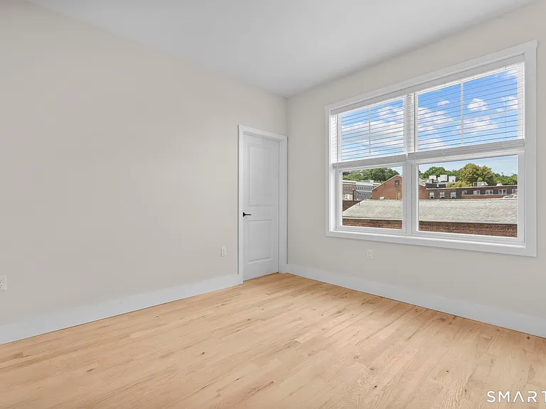 113 Canal St W #301 — Photo 30