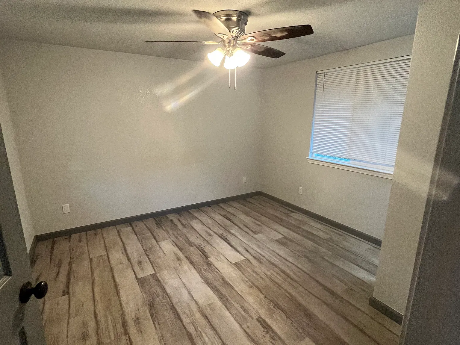 4240 Jacobus Dr — Photo 4