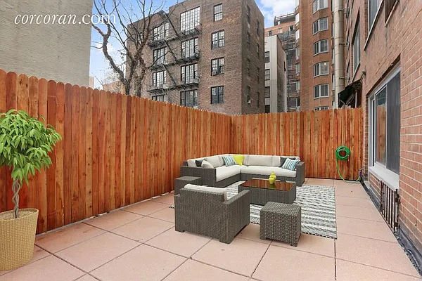 Rented by Corcoran | media 18