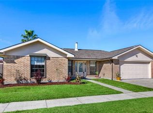 2560 Jarrot Dr, Marrero, LA 70072