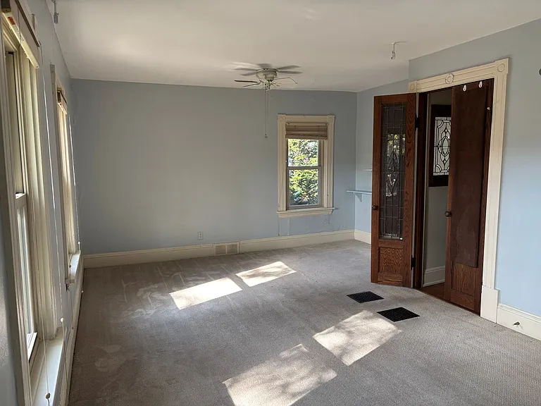 589 Breckenridge St — Photo 14