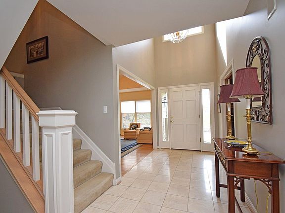 2nd image of 3283 Carpenters Creek Dr