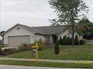 1st image of 905 Peony Ln