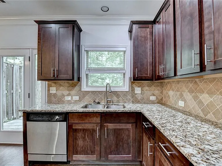 1159 Laurel Valley Ct — Photo 14