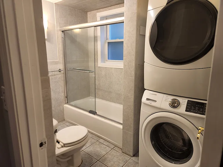 186 Auburn St #1 — Photo 11