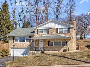 2810 Eastwood Dr, York, PA