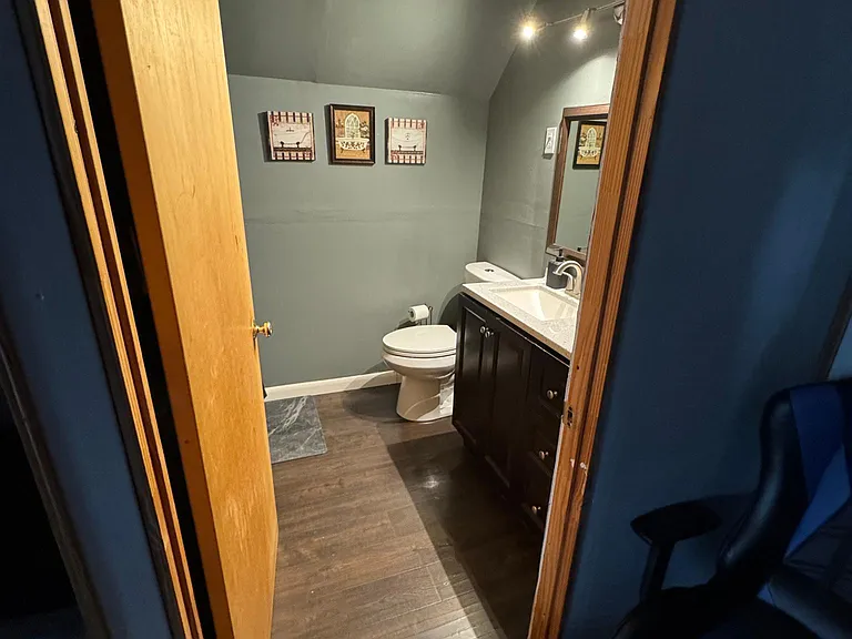 33 Dutton St #37 — Photo 9