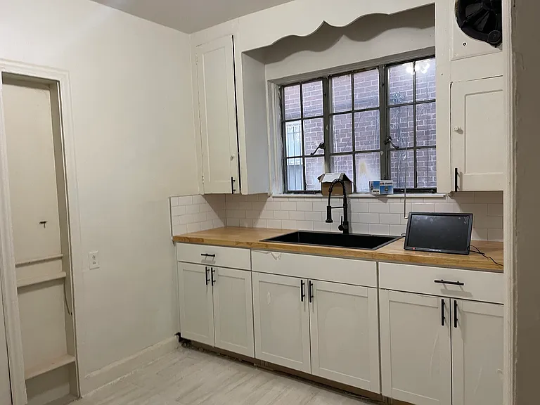 4294 Cortland St #1 — Photo 3