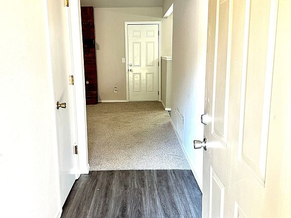 4th image of 108 W South Park St