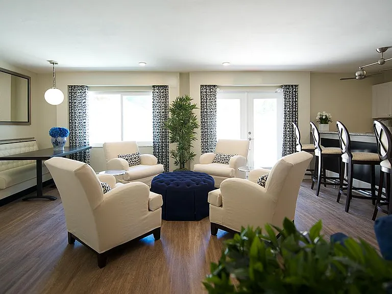 Lounge Seating in The Pearl Club Room