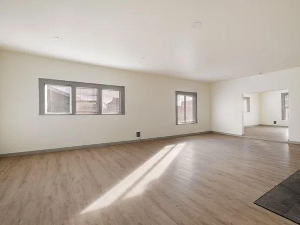 211 North E Street - 0.5, 211 N E St, Aberdeen, WA 98520