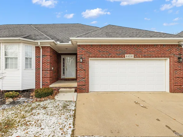 44249 Saturn Dr, Sterling Heights, MI 48314