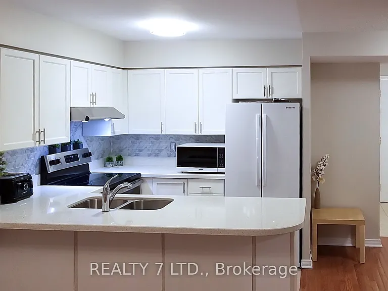 9 Northern Heights Dr #216 — Photo 15