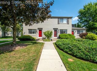 1801 Graefield Rd, Birmingham, MI 48009