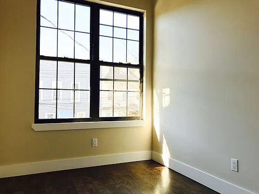 Rented by Nooklyn NYC LLC | media 34