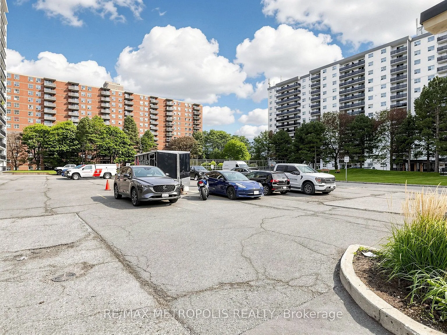2 bed, $2,500 — Photo 4
