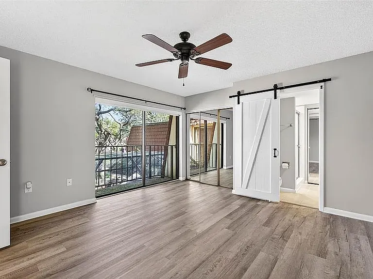 2708 9th Ct — Photo 8