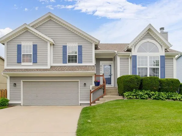 865 W Elizabeth St, Olathe, KS 66061
