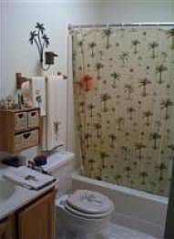 4th image of 1118 Arlington Dr