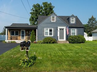 63 Belvidere Ave, Feeding Hills, MA 01030