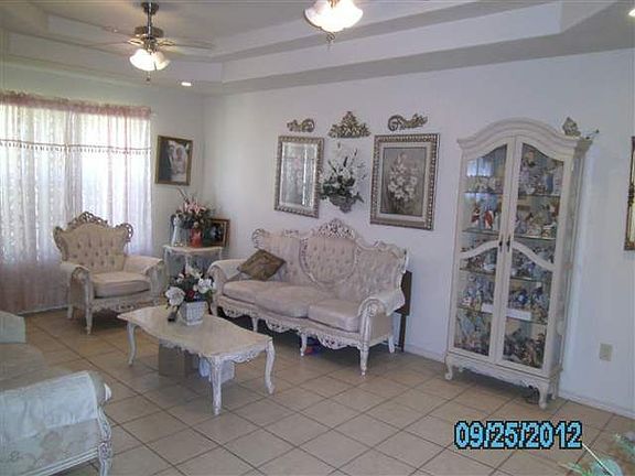 2nd image of 1600 Cristin Dr