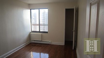 2nd image of 1990 Lexington Ave APT 12G