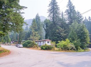 7928 Apache Dr, Maple Falls, WA 98266