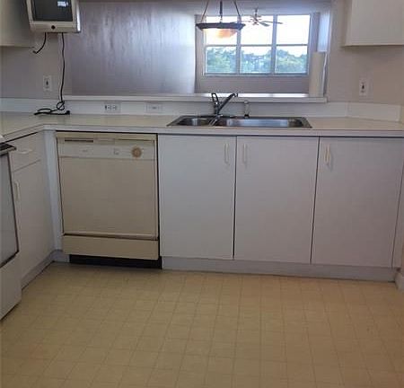 2nd image of 10160 NW 24th Pl APT 304
