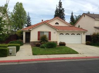 6448 N Alison Ln, Fresno, CA 93711