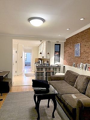 3rd image of 240 E 33rd St #3B
