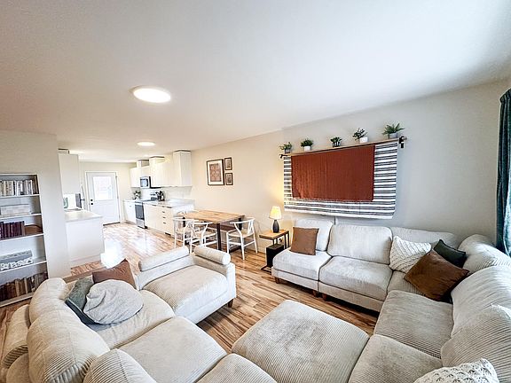 5th image of 2207 River Run Rd