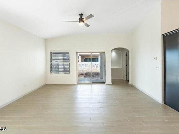 2nd image of 916 Gulf Streams Ave