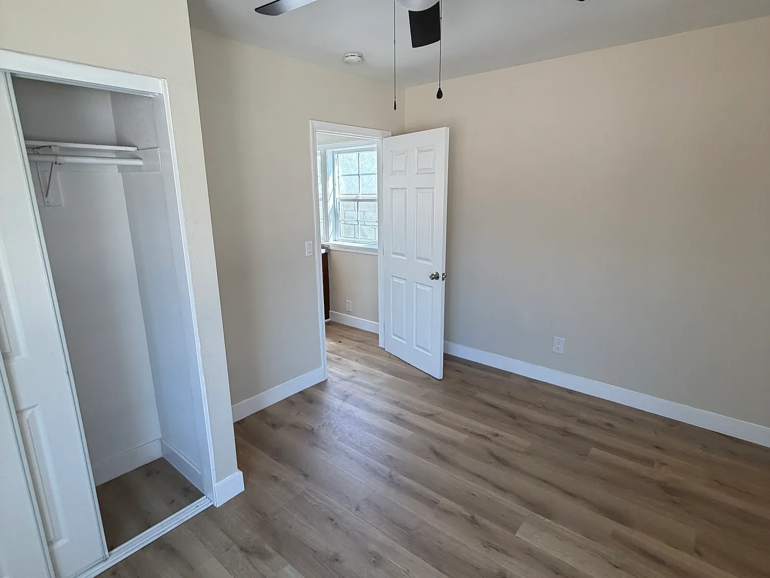 3 bed, 945 sqft, $2,600 — Photo 3