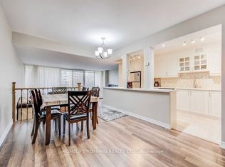 9 Four Winds Dr #406, Toronto, ON M3J2S8