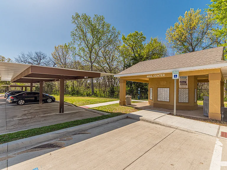 Kinwood Apartments — Photo 19