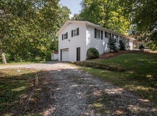 514 Spring Ln, Columbia, TN 38401