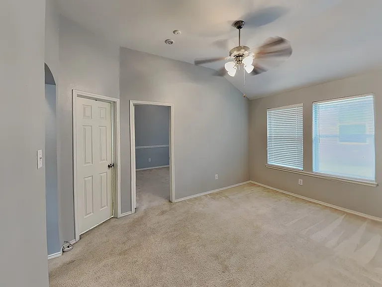5920 Paloma Blanca Dr — Photo 15