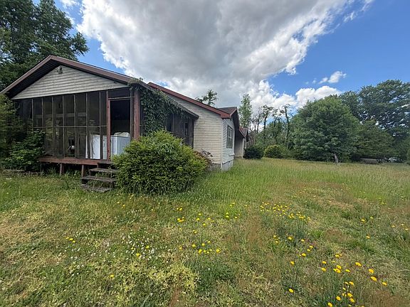 5th image of 18483 Gaskins Rd