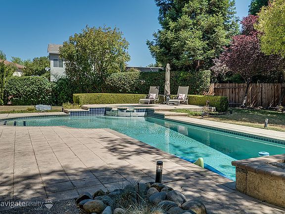 3rd image of 4115 Saul Ct