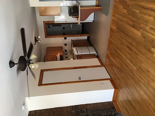 Rented by Peter Meskouris LREB | media 9