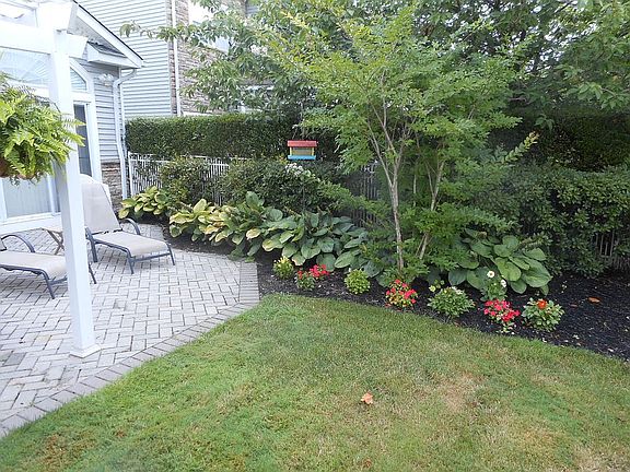 5th image of 173 Hamlet Dr