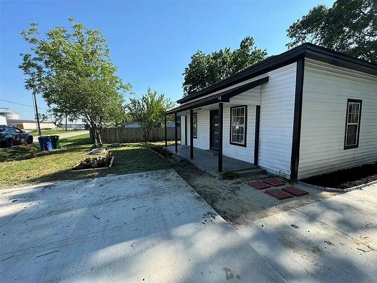 309 S Louisiana Dr — Photo 13