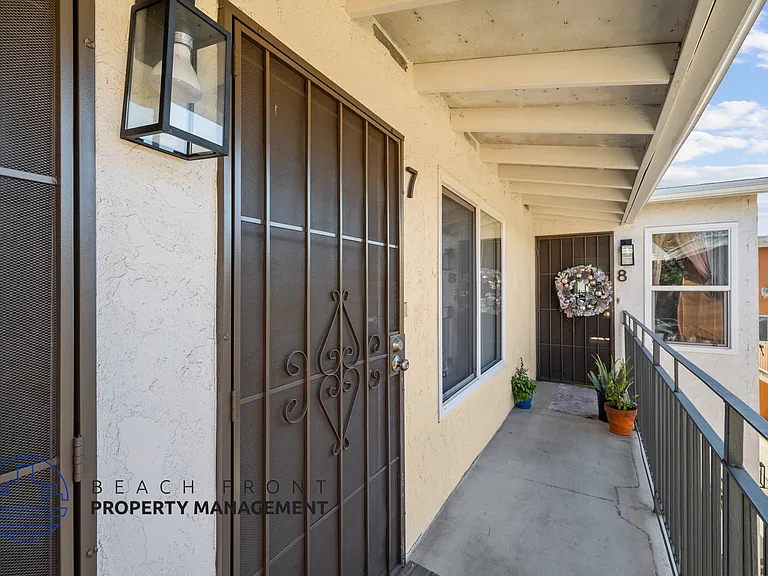 2040 E Florida St — Photo 2