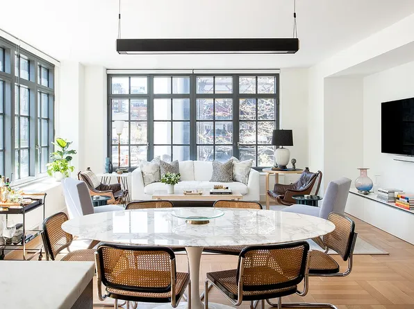 500 W 21st St APT 2G, New York, NY 10011