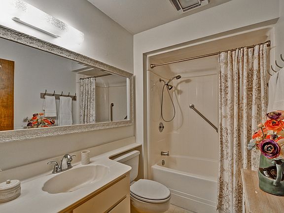 5th image of 13611 N 98th Ave Unit A